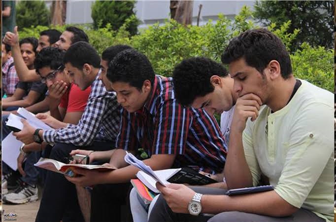 امتحانات الثانوية العامة. امتحانات الثانوية العامة.
